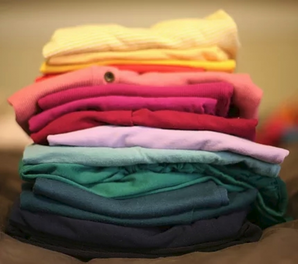 Mitos e verdades sobre o uso de amaciantes de roupas